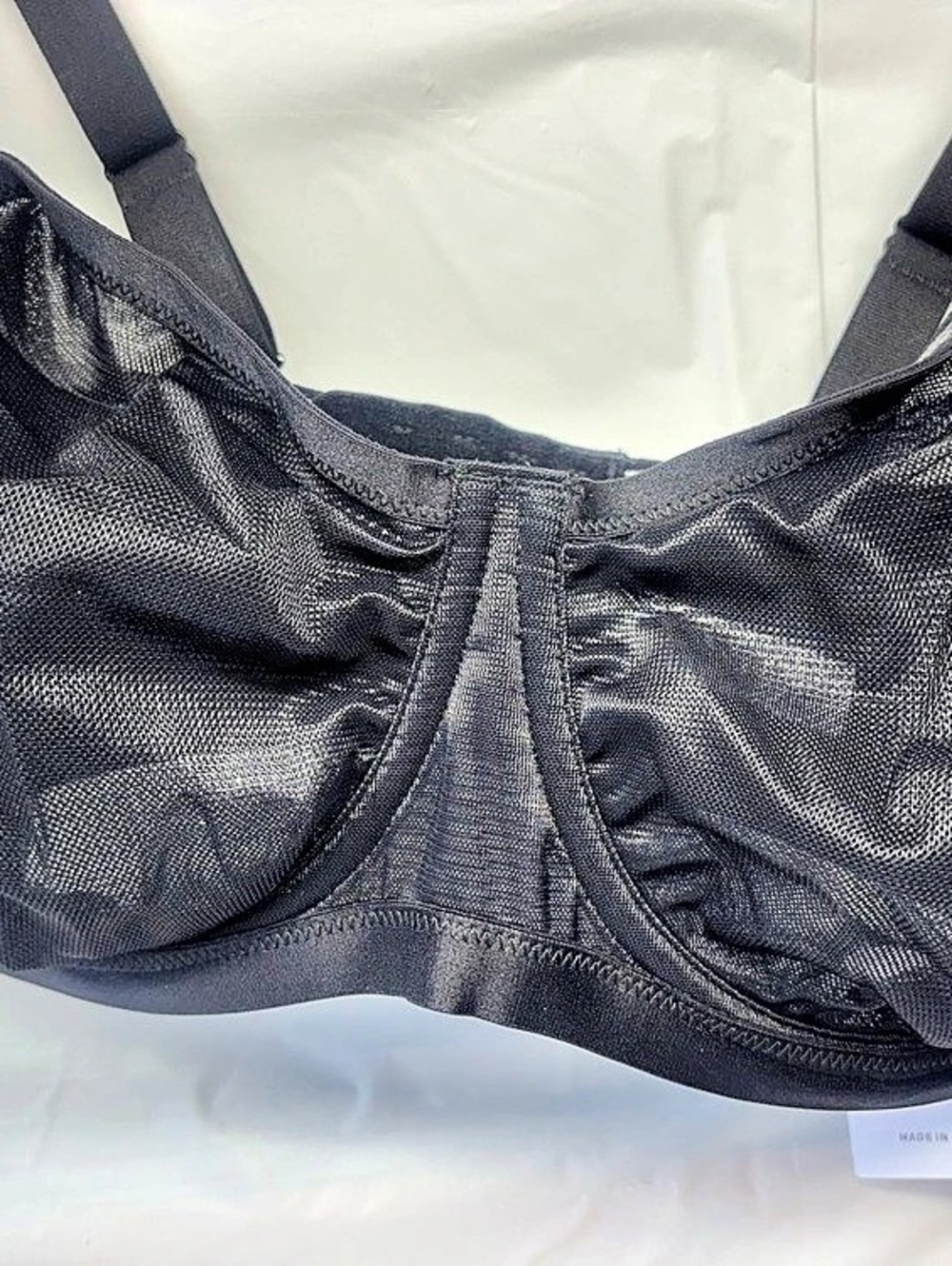 HISA Black Bra Size 36DDD NWT
